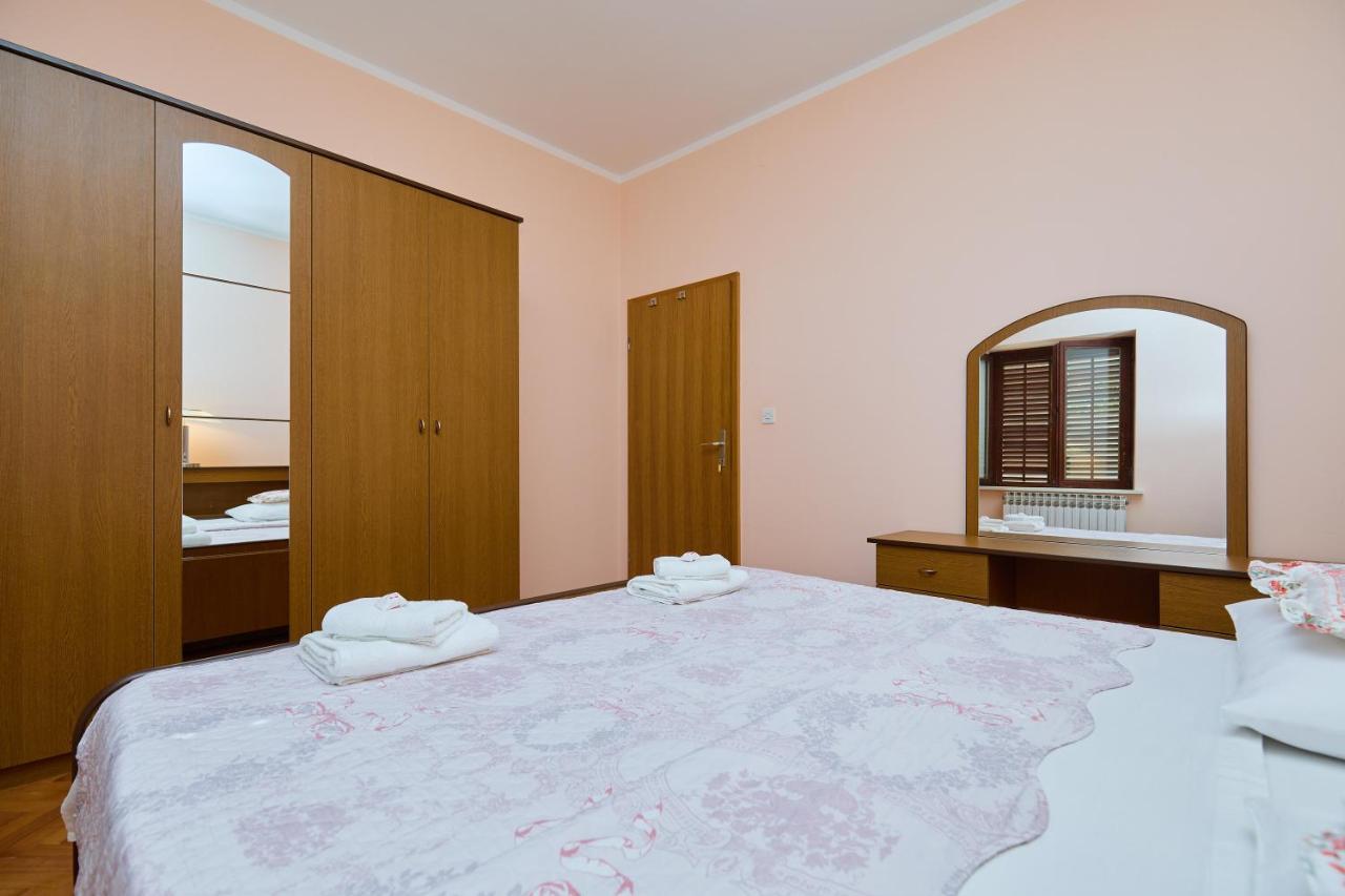 Helton Seaview Apartments โอราซัซ ภายนอก รูปภาพ