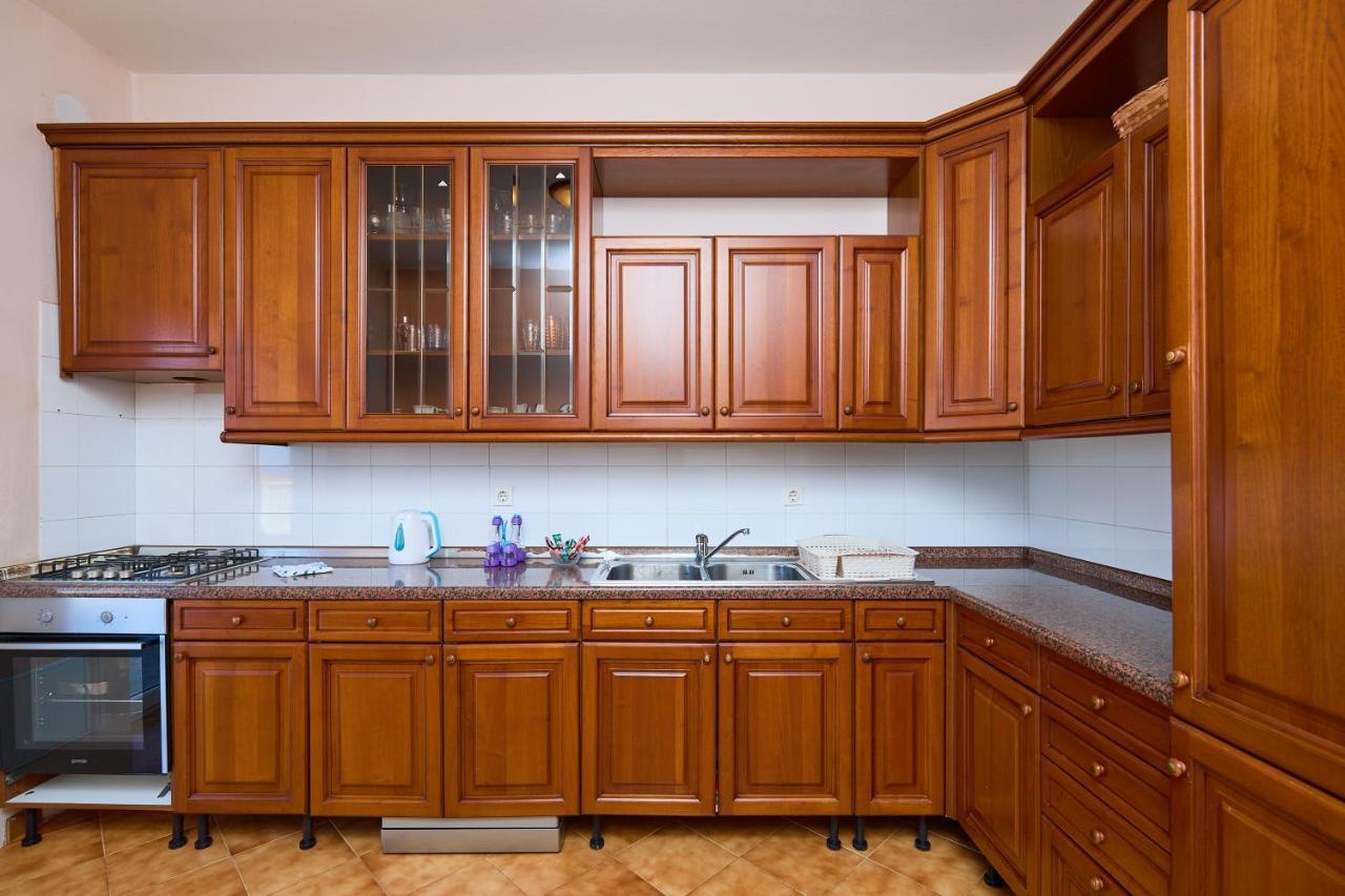 Helton Seaview Apartments โอราซัซ ภายนอก รูปภาพ