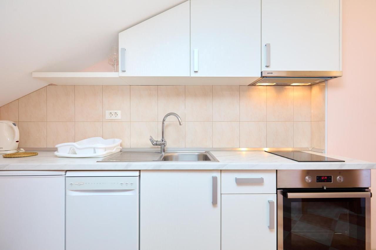 Helton Seaview Apartments โอราซัซ ภายนอก รูปภาพ